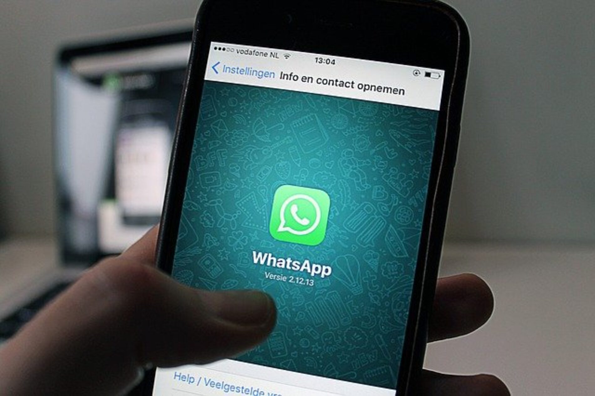 Tres pasos sencillos para que no lo suplanten en WhatsApp