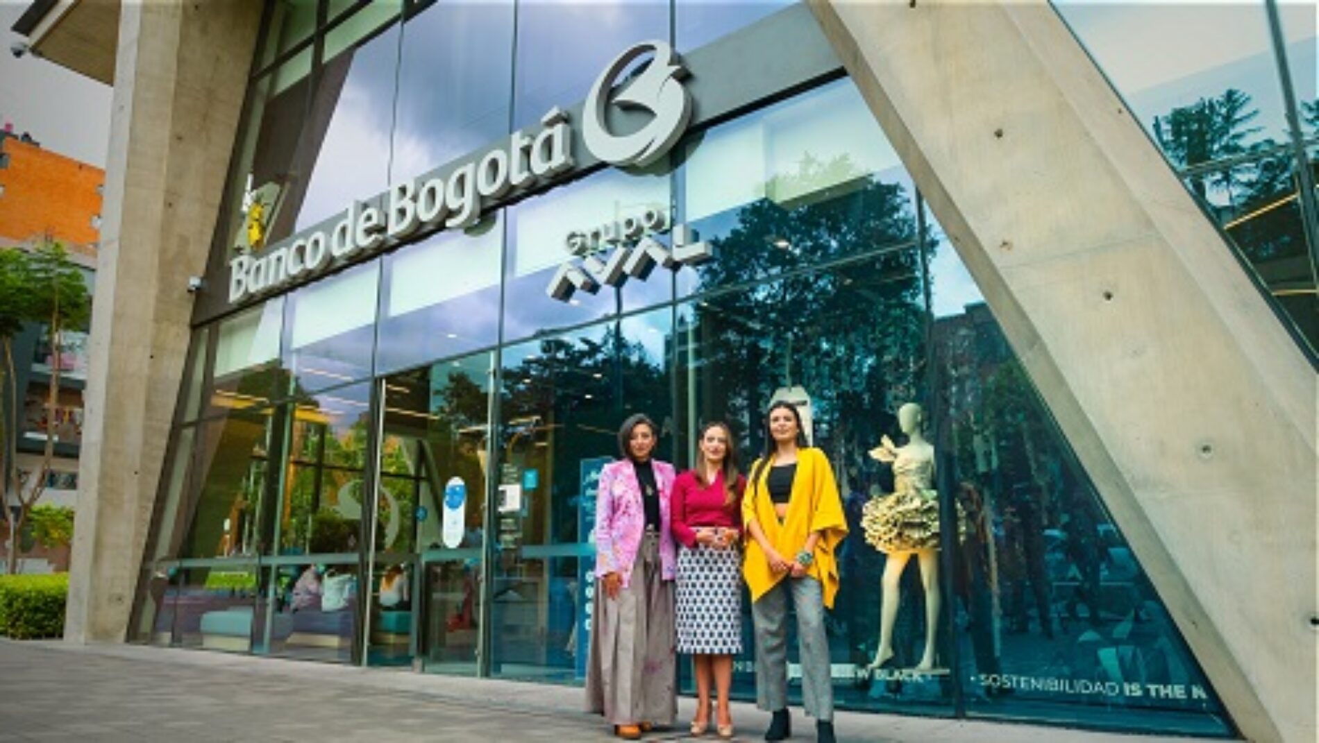Banco de Bogotá lanza crédito especial para los emprendedores del sistema moda
