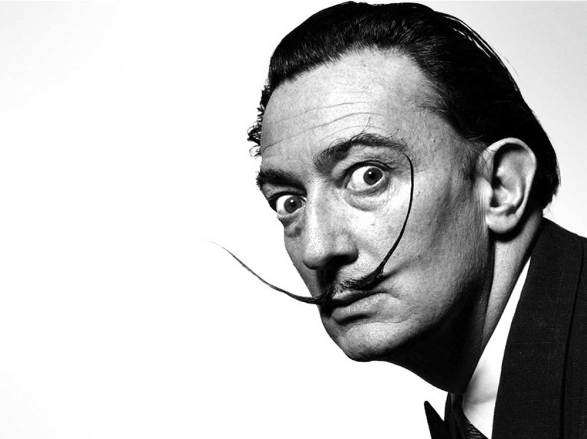 Desde la Psicogenealogía: La “divina locura” de Salvador Dalí