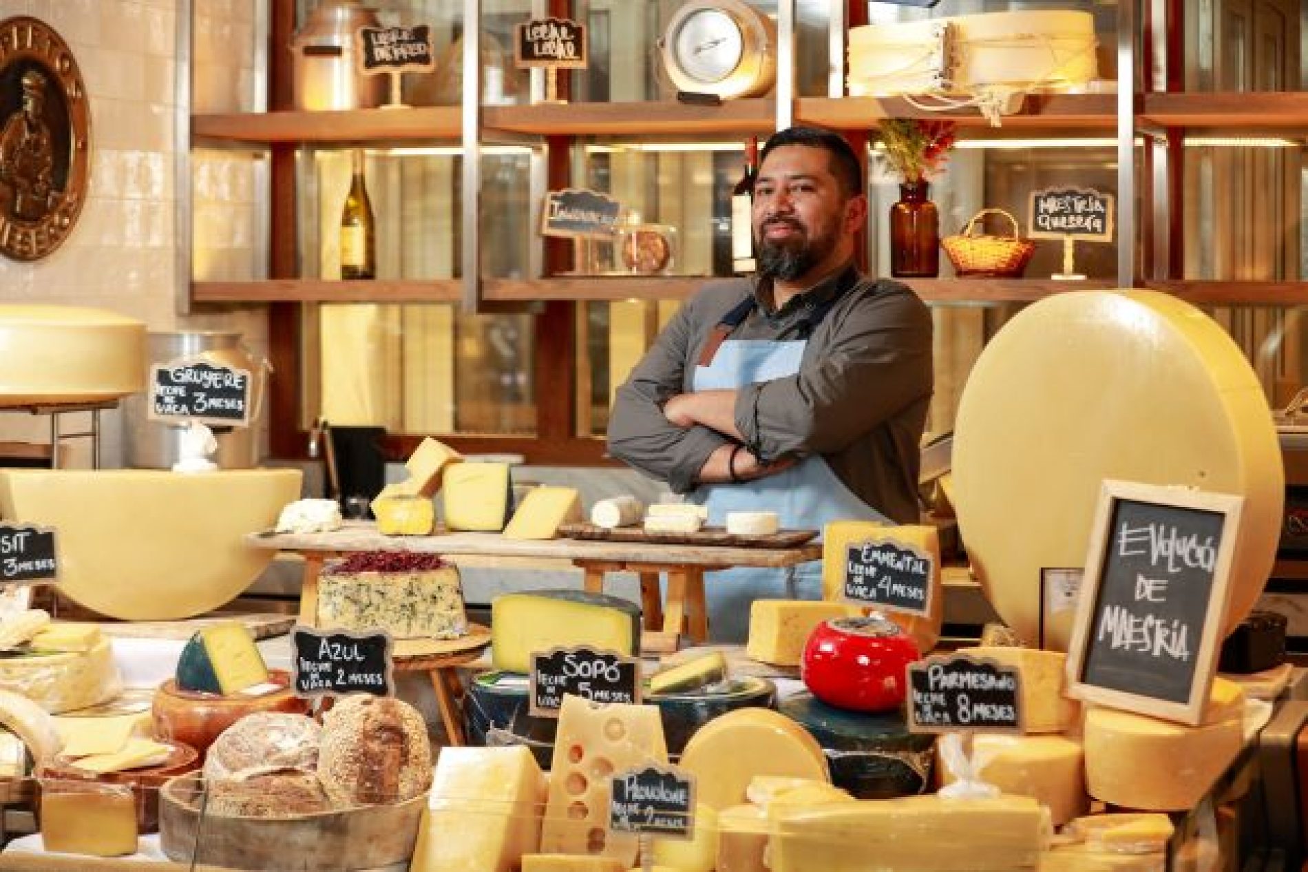 Alpina fortalece su negocio de quesos maduros de la mano de experto mundial