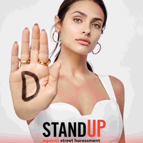 Iniciativa Stand UP de L’Oréal Paris: inaugura senderos seguros, iluminándolos para combatir el acoso callejero