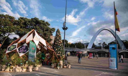 EXPOARTESANÍAS: CINCO PABELLONES, ÁREAS LIBRES Y CARPA CULTURAL
