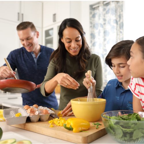 Comparte tiempo en familia mientras preparas deliciosas cenas