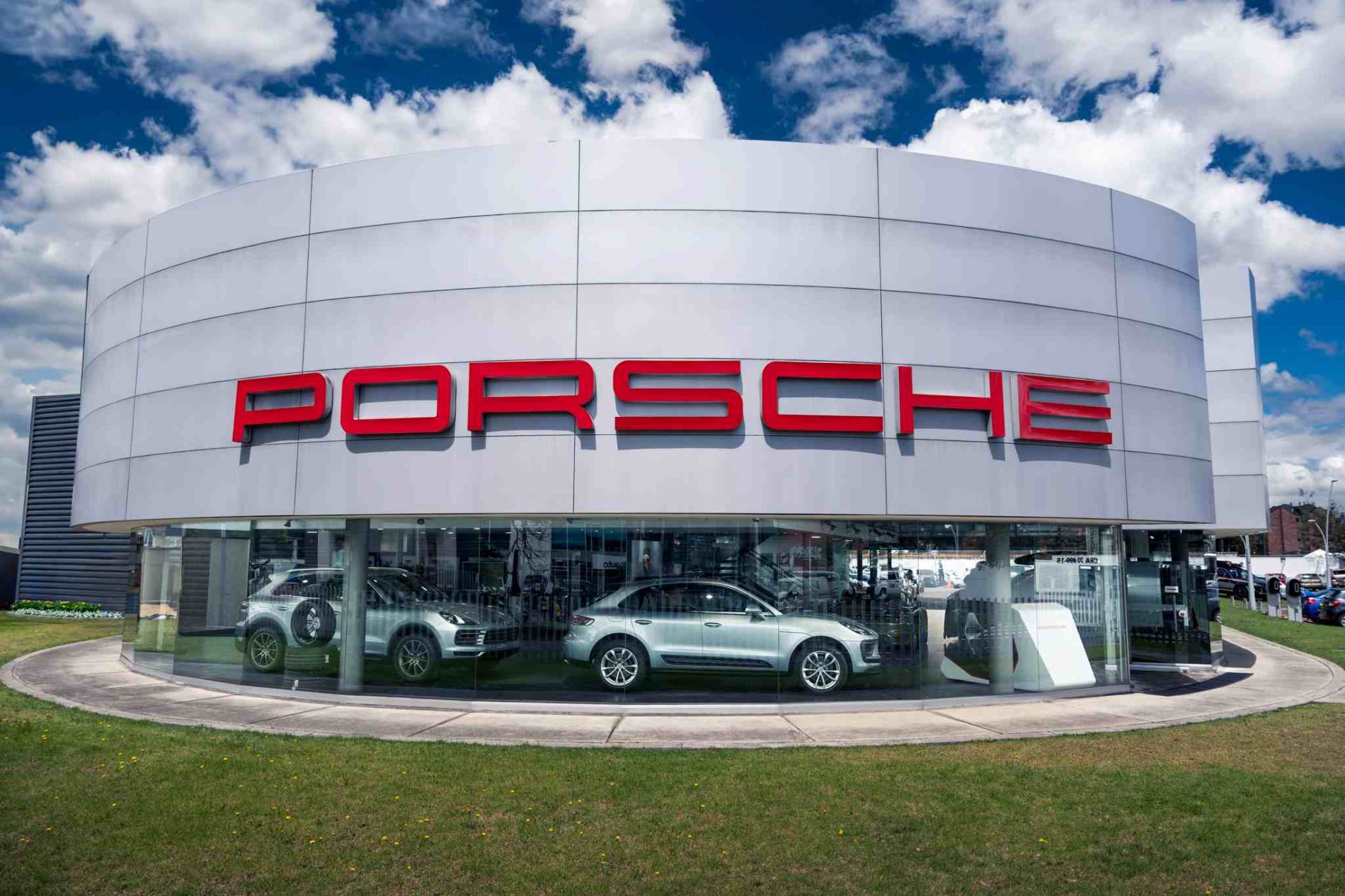 Autoelite anuncia remodelación de Porsche Center Bogotá