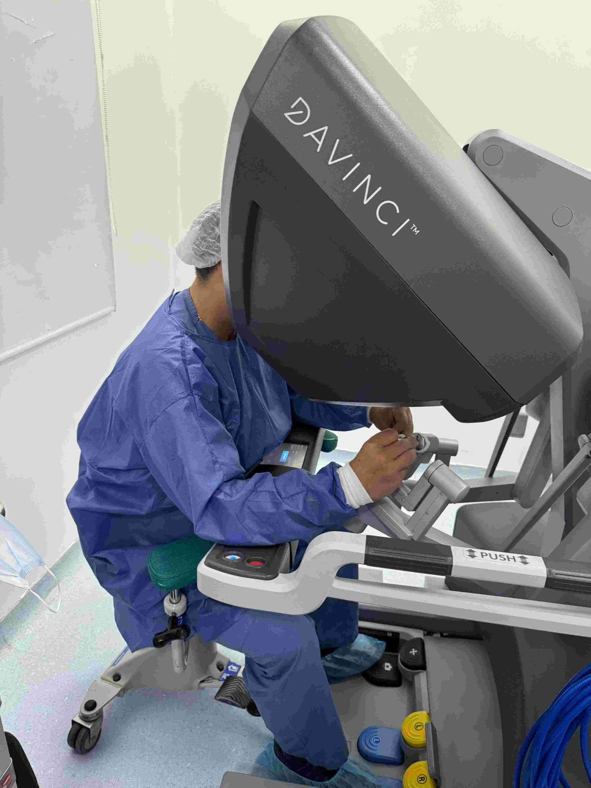 En su aniversario 90 el Instituto Nacional de Cancerología llega a las 1.000 cirugías con el robot da Vinci