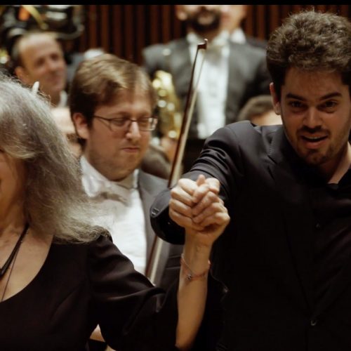 Marta Argerich y Lahav Shani se unen a la Filarmónica de Israel para un concierto inolvidable