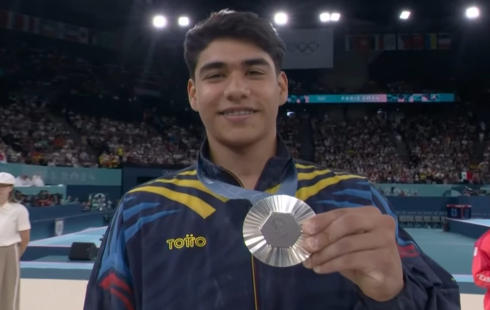 Ángel Barajas hace historia con la primera medalla olímpica de gimnasia artística en la historia de Colombia