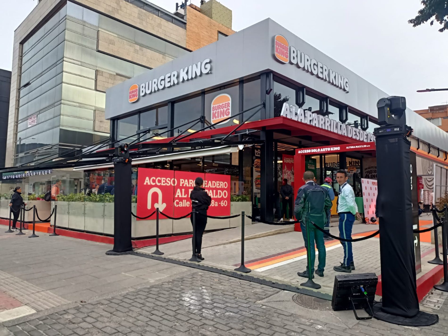 Burger King revoluciona su menú en Colombia con la Nueva Bondiola King: El sabor del cerdo hecho hamburguesa