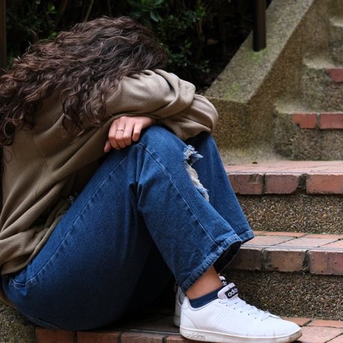 ¿Por qué se suicidan los jóvenes universitarios? Investigación analiza cuáles son las principales razones