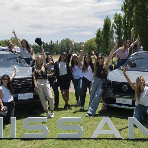 Día internacional de la mujer: Mitos falsos sobre las mujeres al volante 