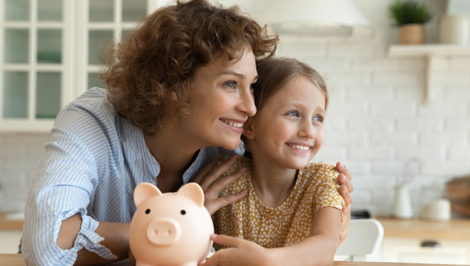 10 acciones clave para mejorar la salud financiera de mamá