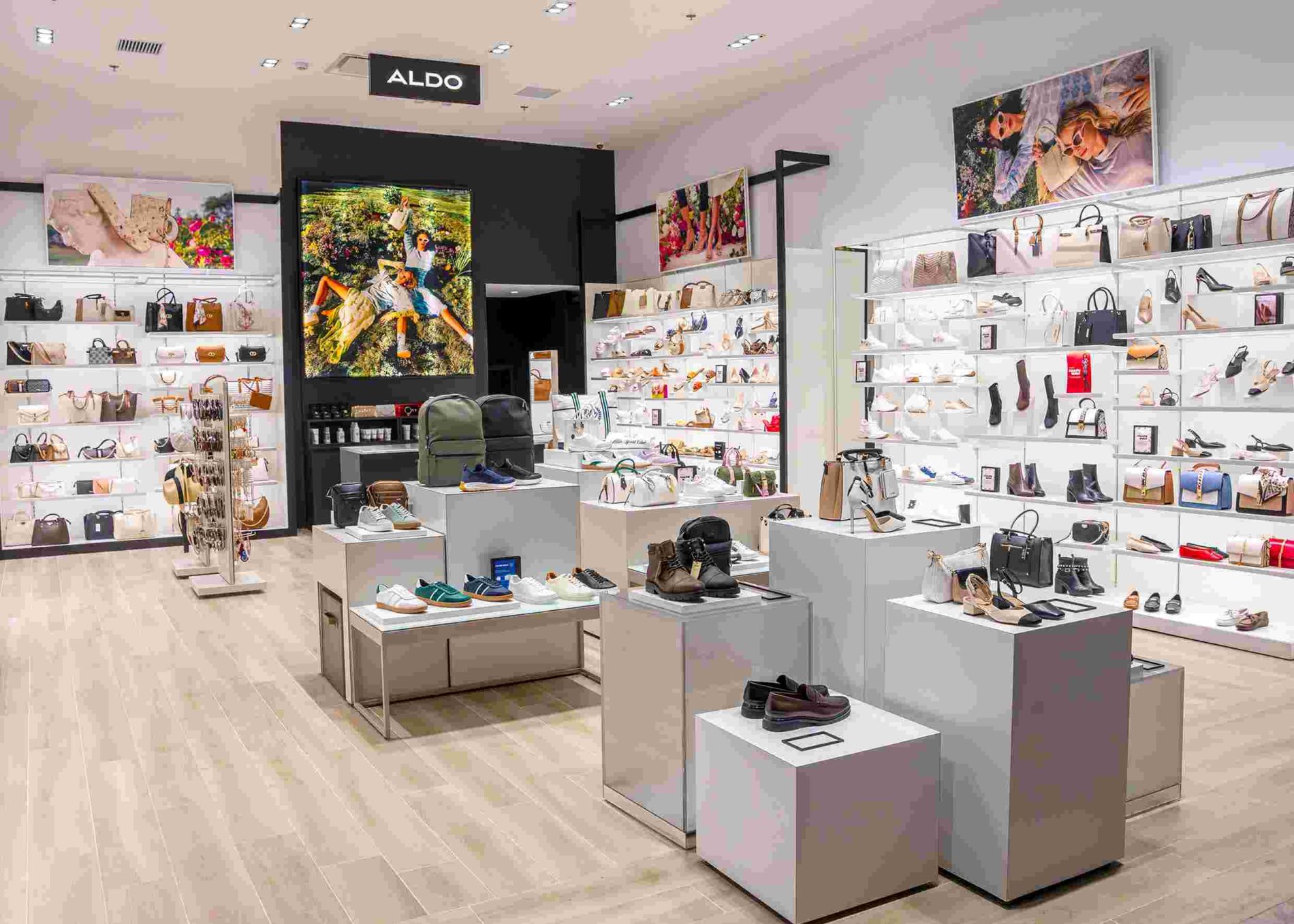 Bogotá recibe la primera tienda ALDO con una experiencia de moda única