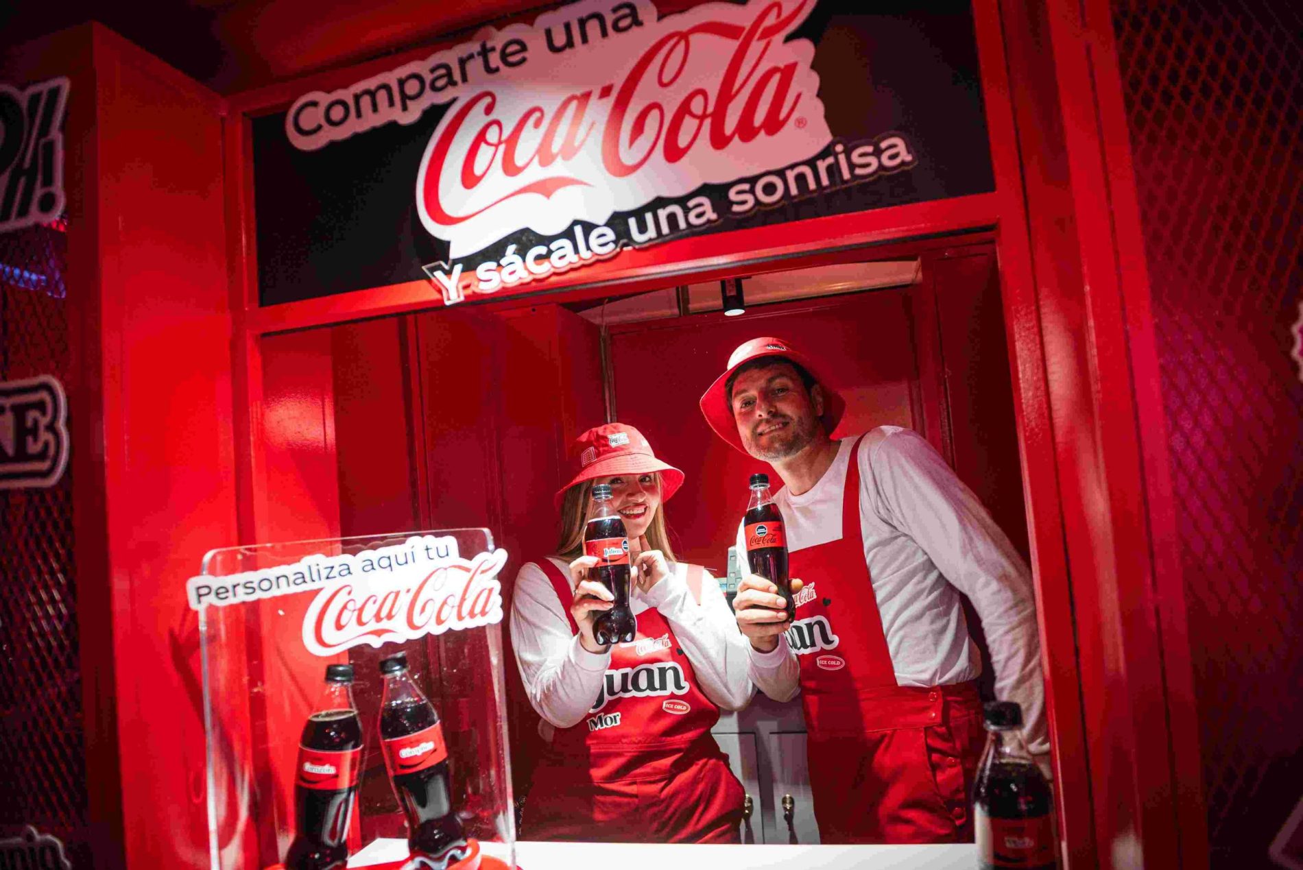 Coca-Cola relanza la icónica campaña “Comparte una Coca-Cola” para una nueva generación