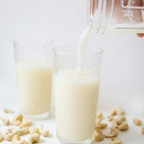 ¿La leche engorda? ¿Causa enfermedades? Conozca lo que dice la ciencia frente a los mitos de la leche