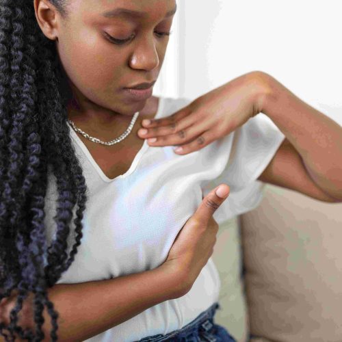 Estudio de Mayo Clinic revela causas ocultas de los infartos en adultos jóvenes, especialmente en mujeres
