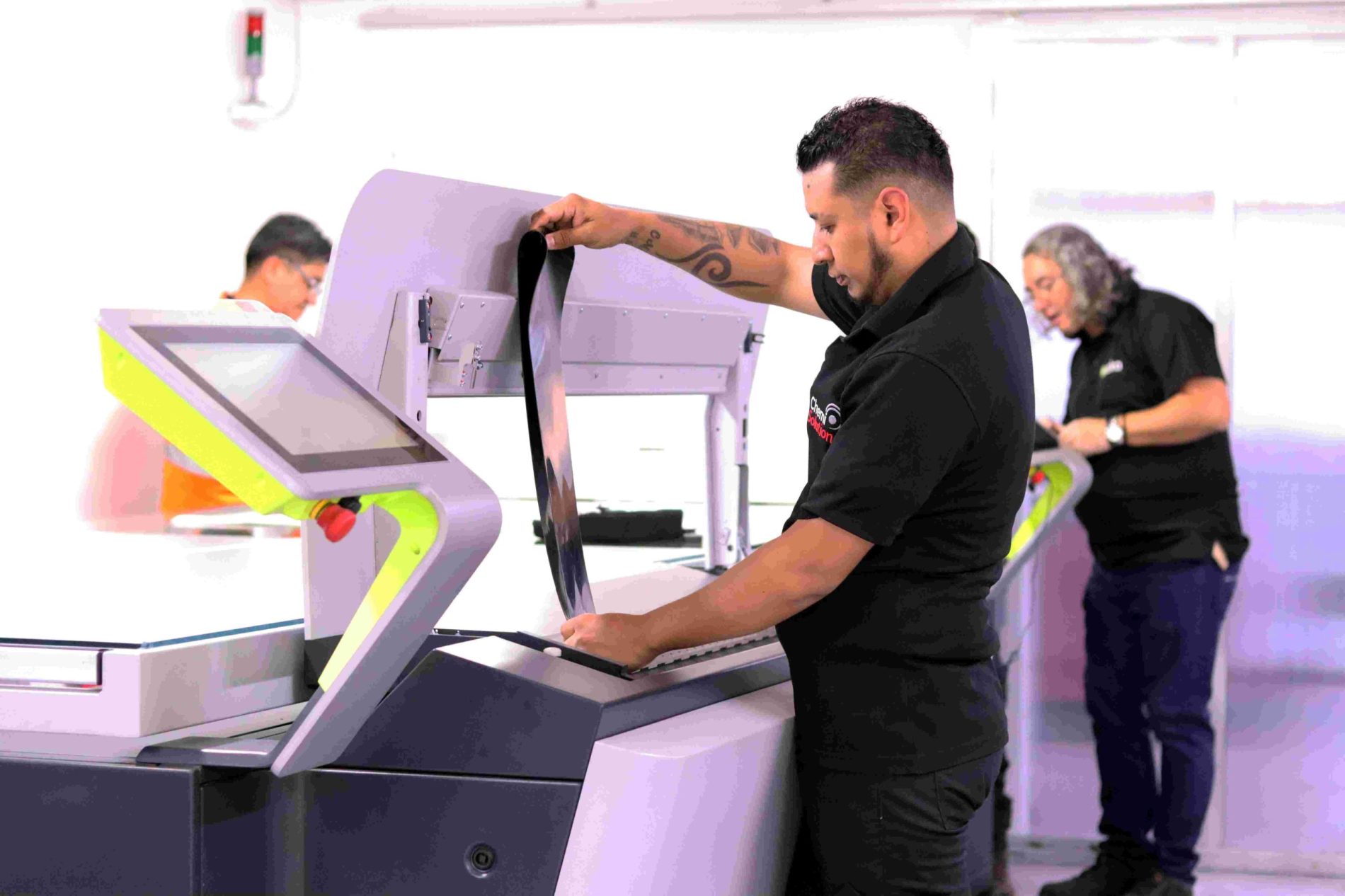Chemisolutions conmemora 15 años de excelencia industrial con tecnología de vanguardia para el empaque