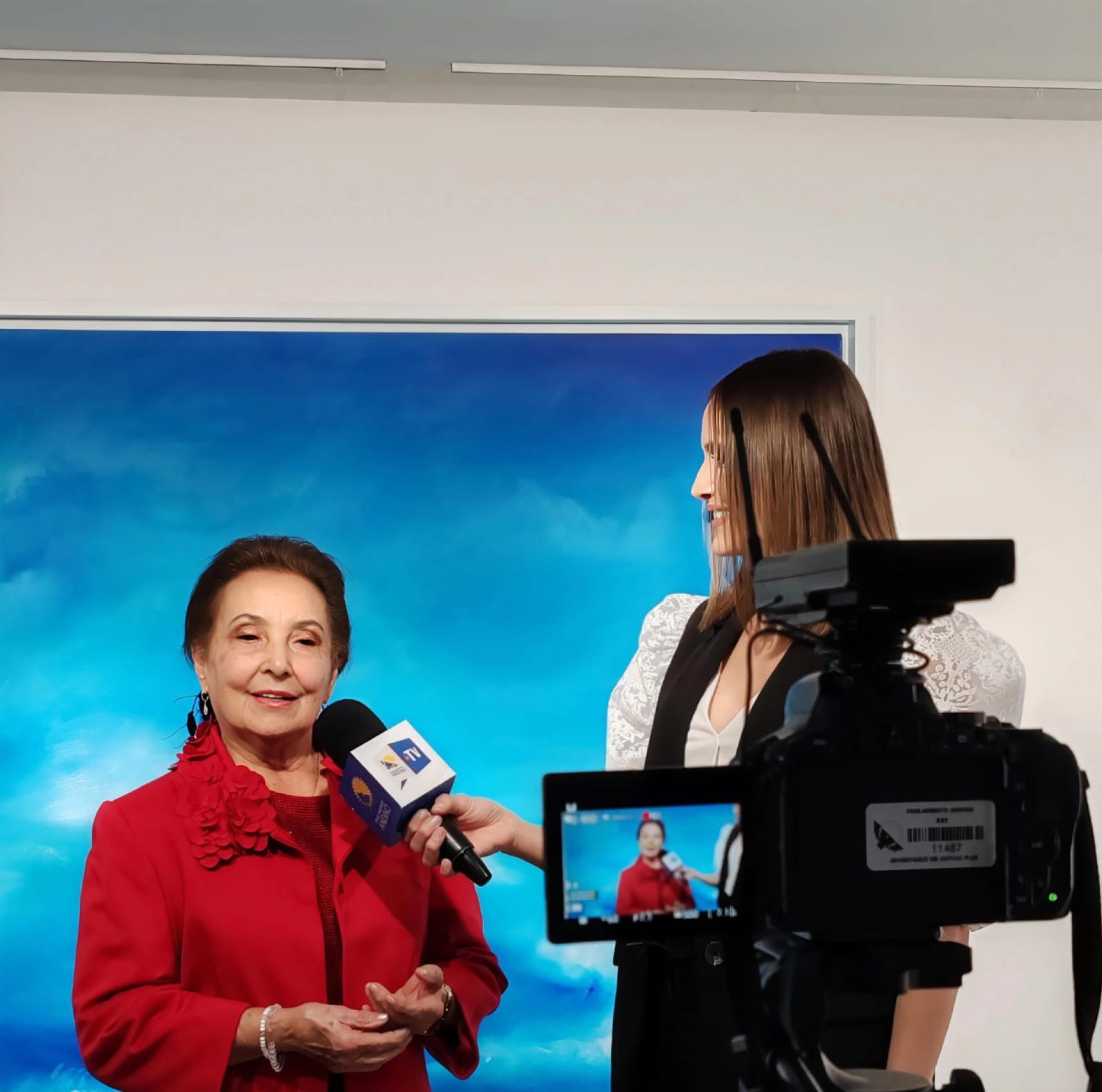 La Maestra María Isabel de Lince expone en el Parlamento Andino