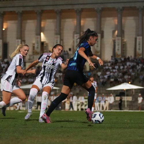 Las marcas miran al fútbol femenino: mujeres deciden el 75% de las compras y consumen 3 veces más