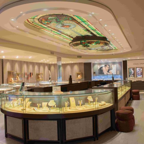 Las joyerías tradicionales se reinventan: el giro de Sterling para atraer a una nueva generación