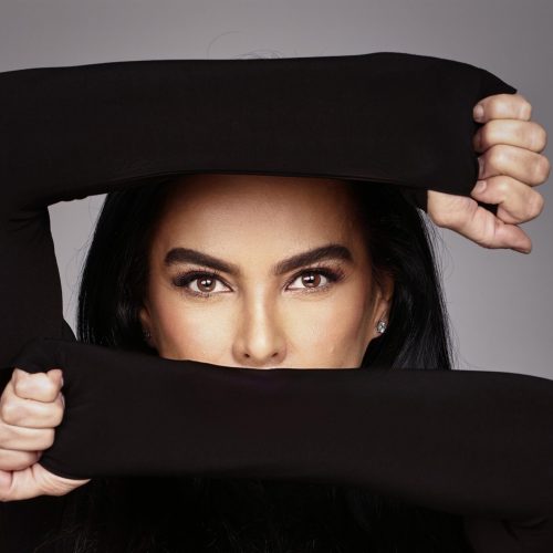 Luz María Zapata debuta como autora con ROLAISA, un testimonio de liderazgo y resiliencia femenina