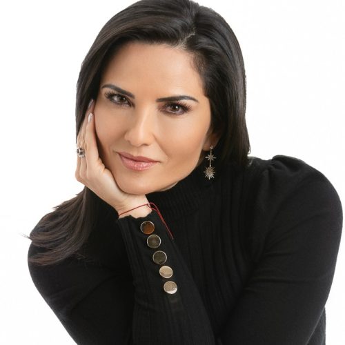 Beatriz Helena Álvarez: Presenta su primer libro «Con permiso, me elijo»