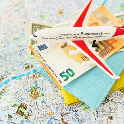 ¿Viajarás en aerolíneas low cost en vacaciones? Ten en cuenta esto para evitar dolores de cabeza