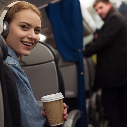 Así viajan los colombianos: turismo en parejas alcanza el 43% del total de reservas